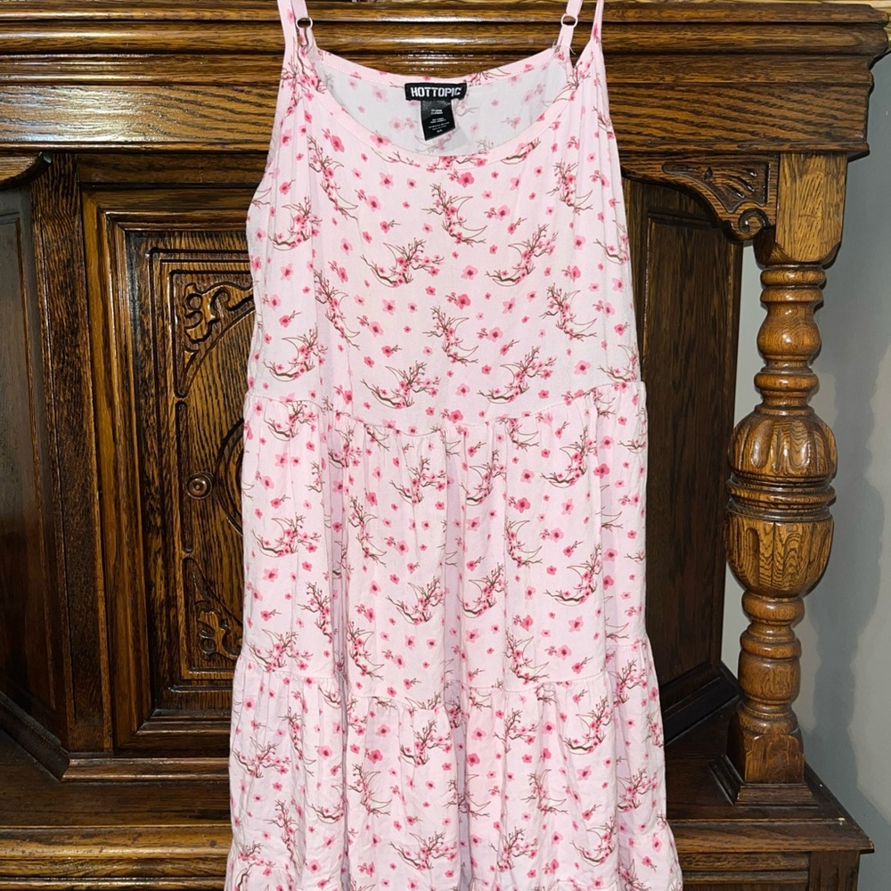 Hot Topic Light Pink Floral Sun  Dress adjustable straps